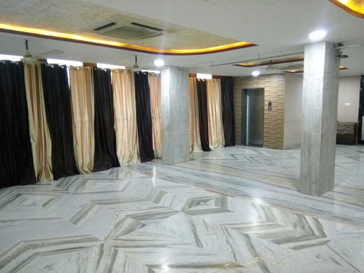 Raigarh Hotel Shree Pushpak מראה חיצוני תמונה